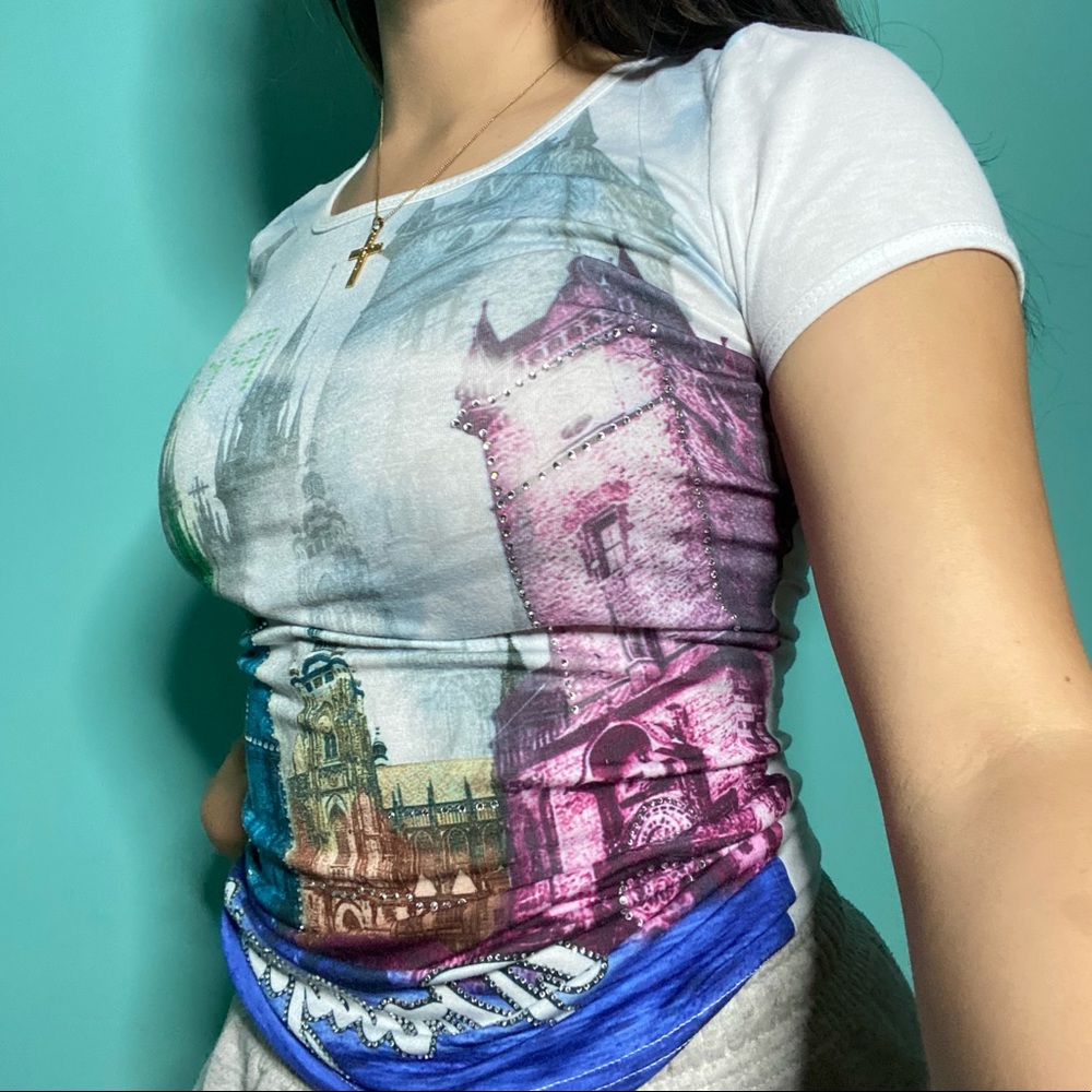 ❤️‍🔥3 / 30❤️‍🔥 Graphic Tee